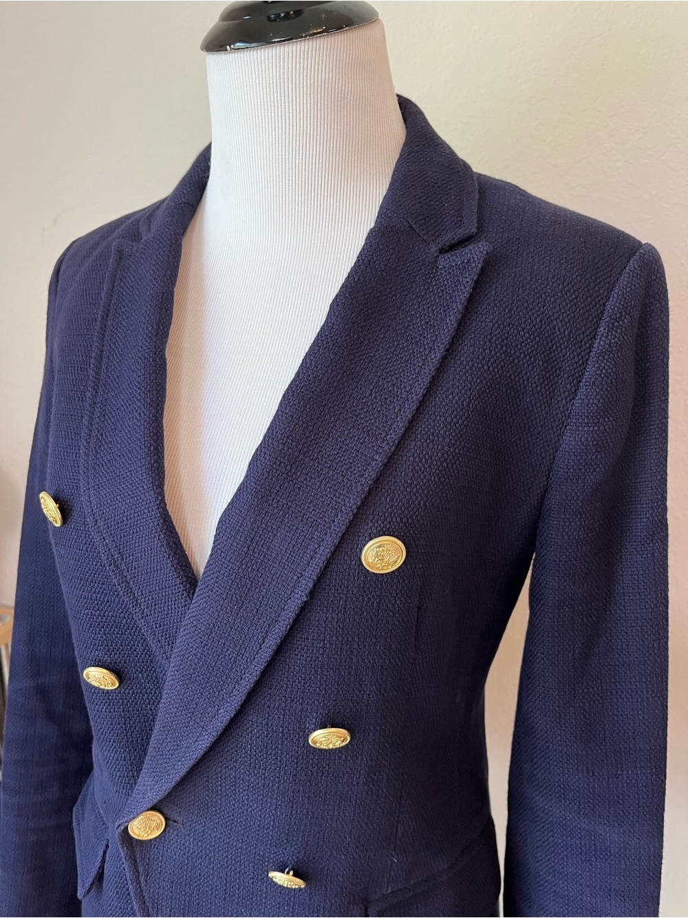 Banana Republic Double Breasted Captain's Blazer Navy Blue Size 2 gold buttons